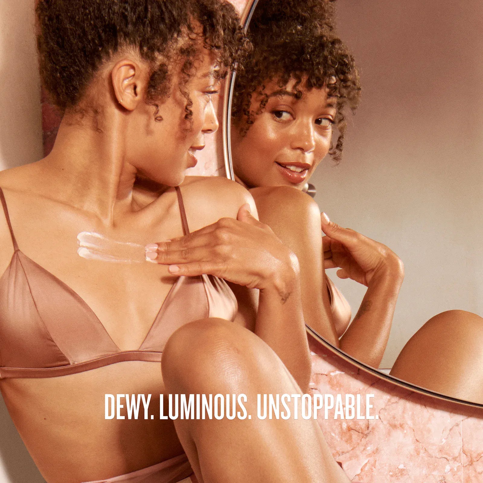 Rosa Charmosa™ Dewy Cream